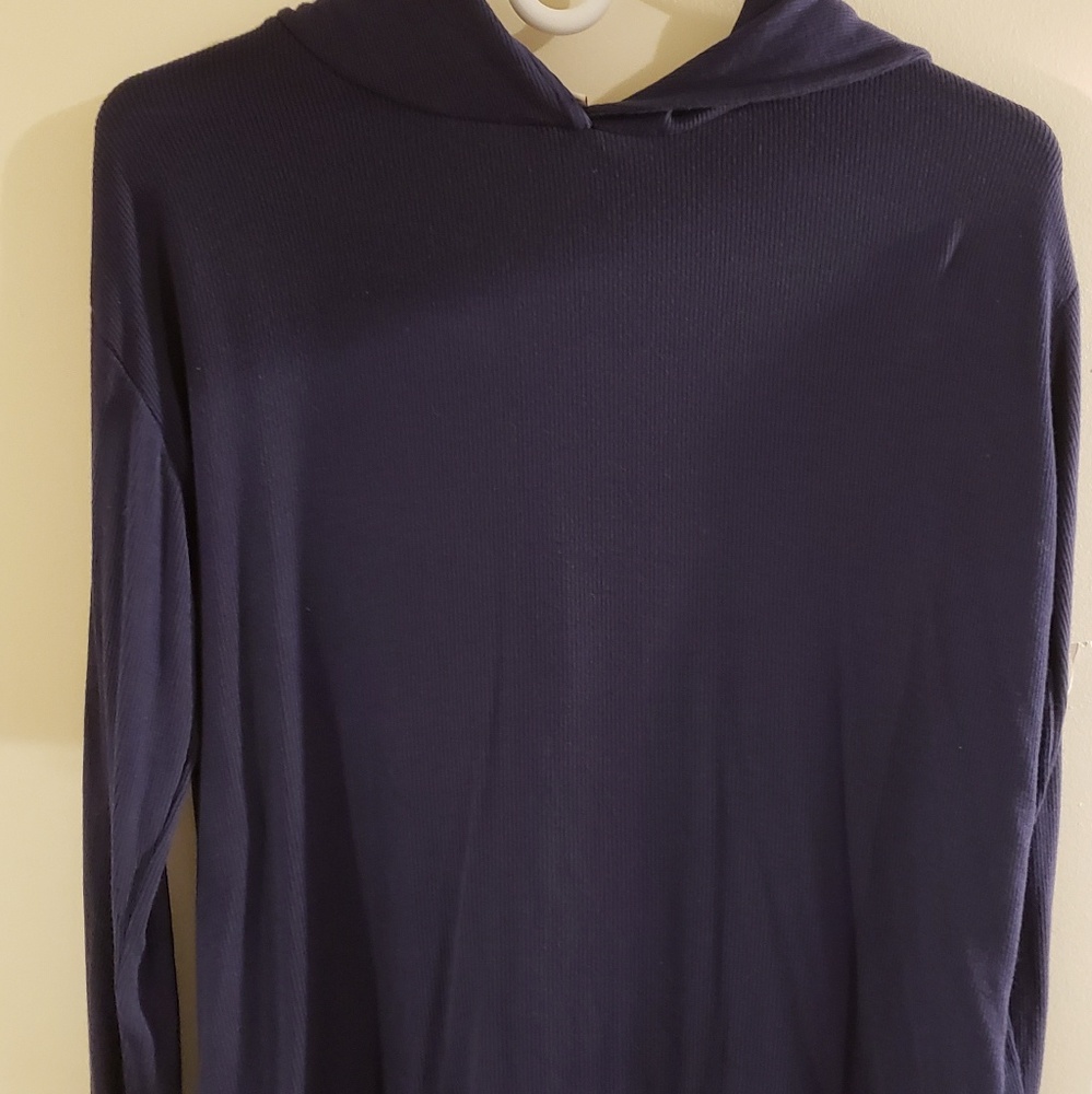 Merona hooded long sleeve shirt